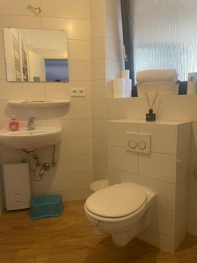 Zentrale Wohnung Direkt Am Hauptbahnhof - Bismarck Dusseldorf Ngoại thất bức ảnh